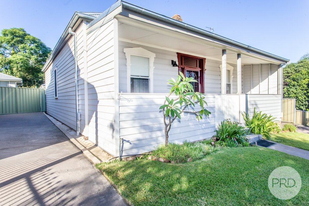 202 Derby Street PENRITH 16