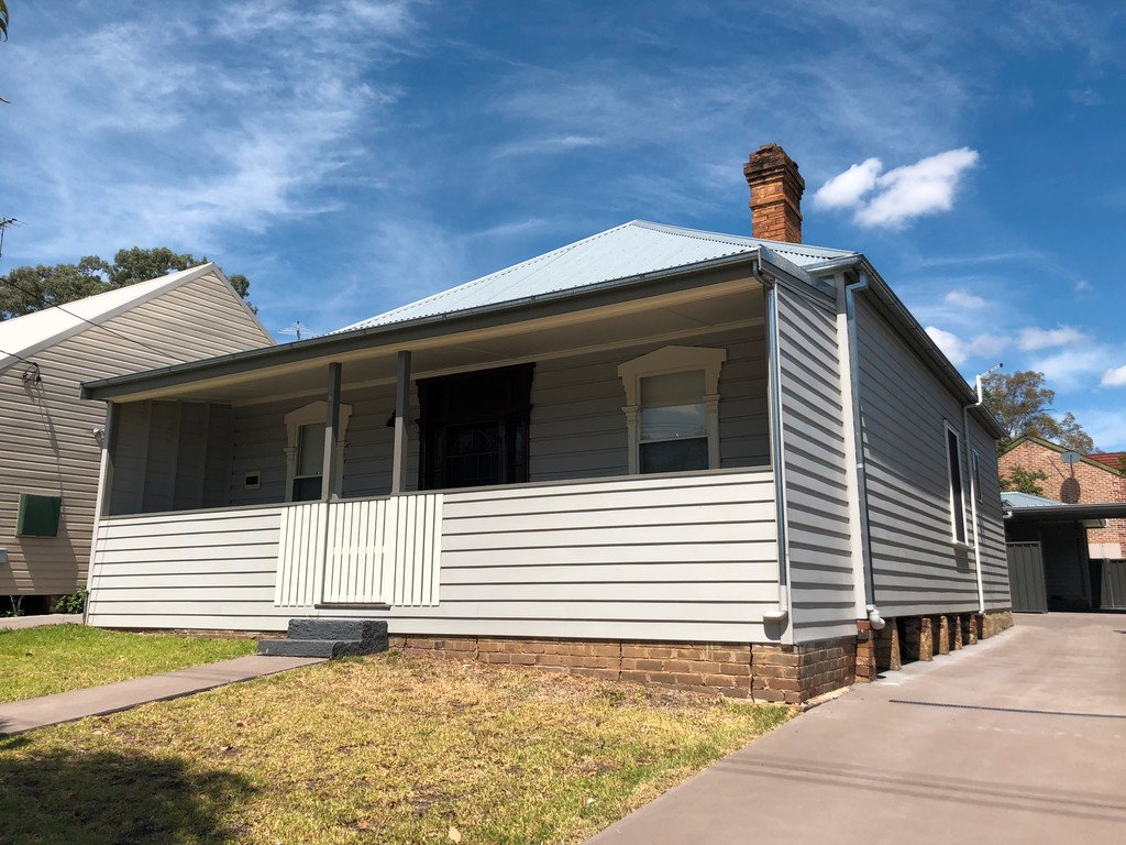 202 Derby Street PENRITH 1