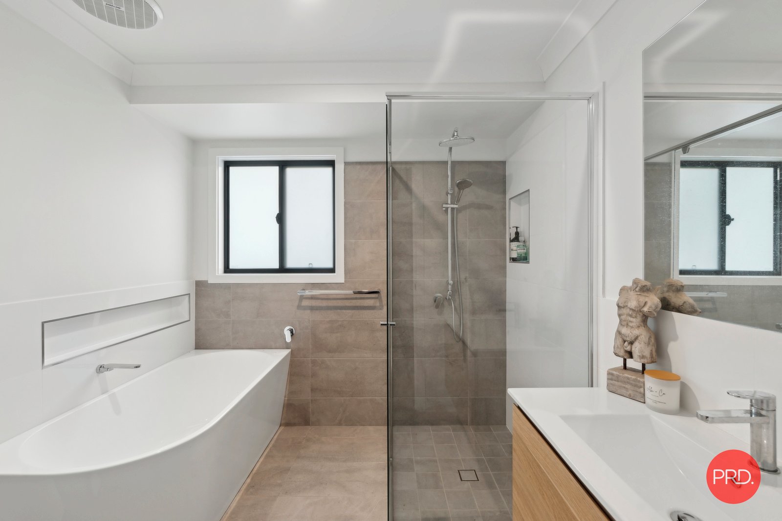 202 Dress Circle COFFS HARBOUR 9
