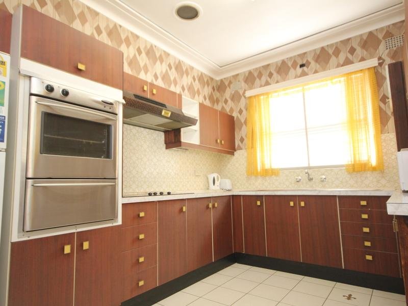 202 King Georges Road ROSELANDS 3