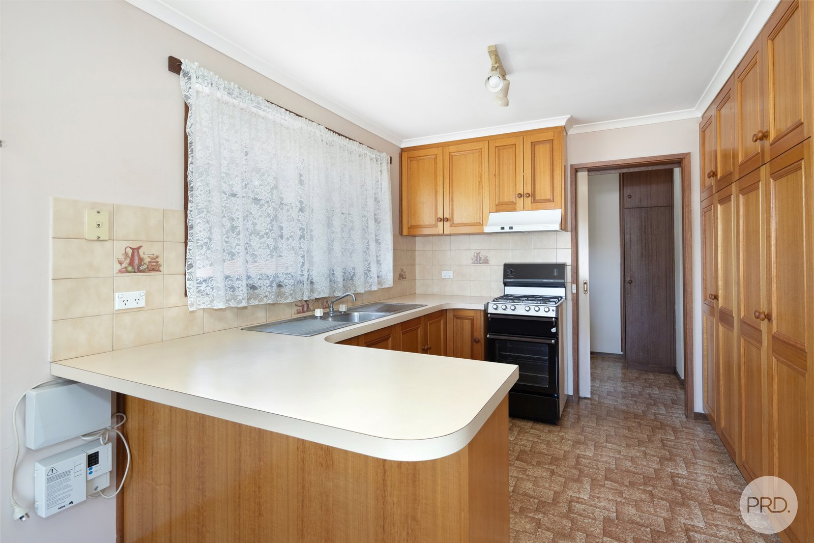 202 Larter Street GOLDEN POINT 4