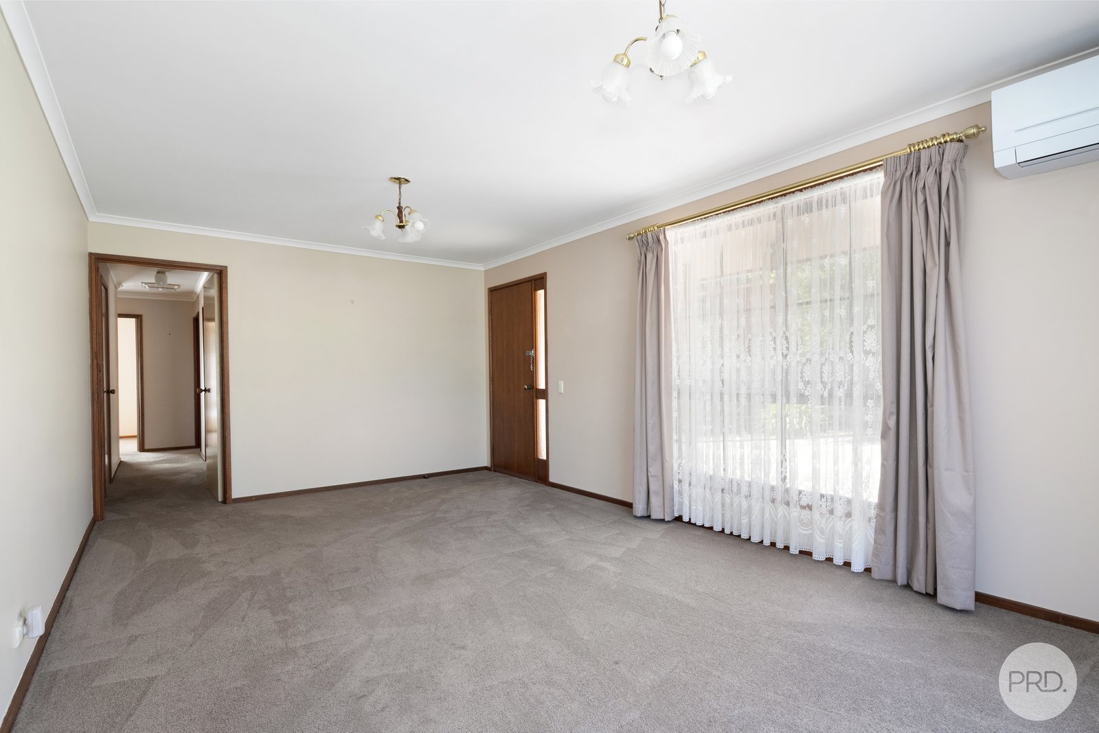 202 Larter Street GOLDEN POINT 6