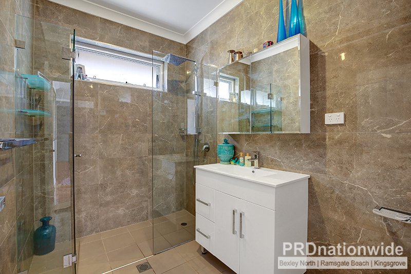 202 Moorefields Road BEVERLY HILLS 6