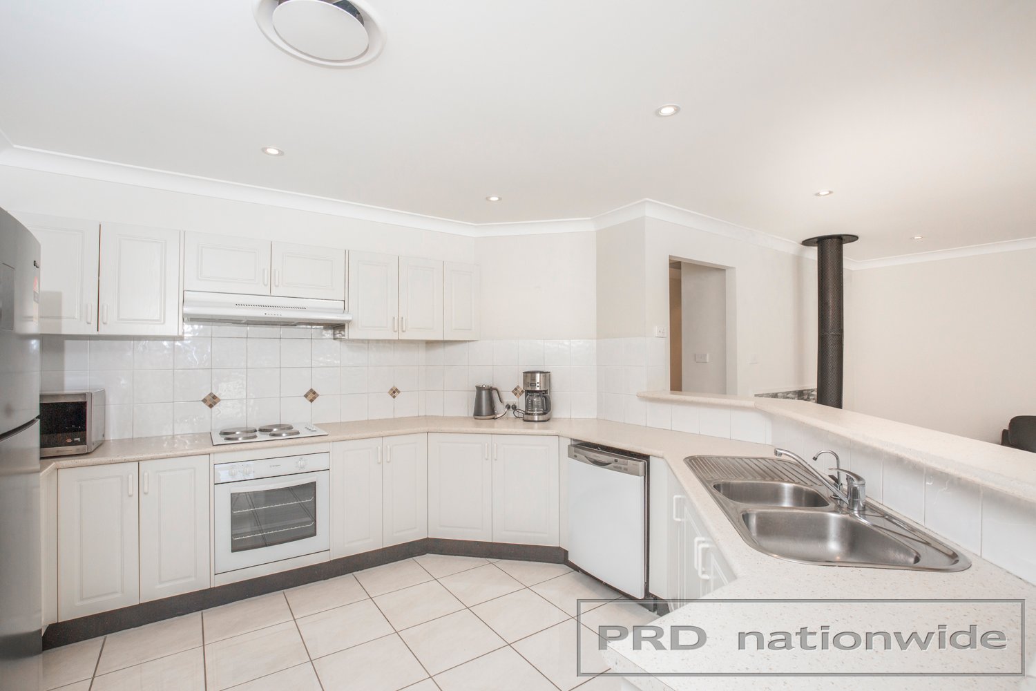 202 Summer Hill Road VACY 2