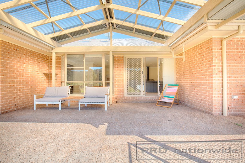 202 Summer Hill Road VACY 12