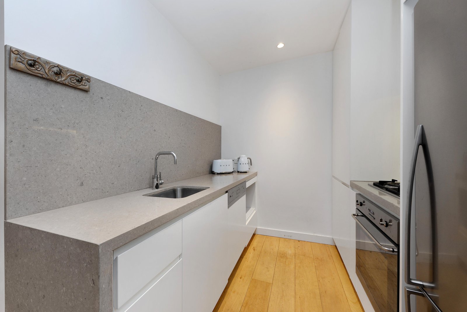 202/1-3 Jenner Street LITTLE BAY 2