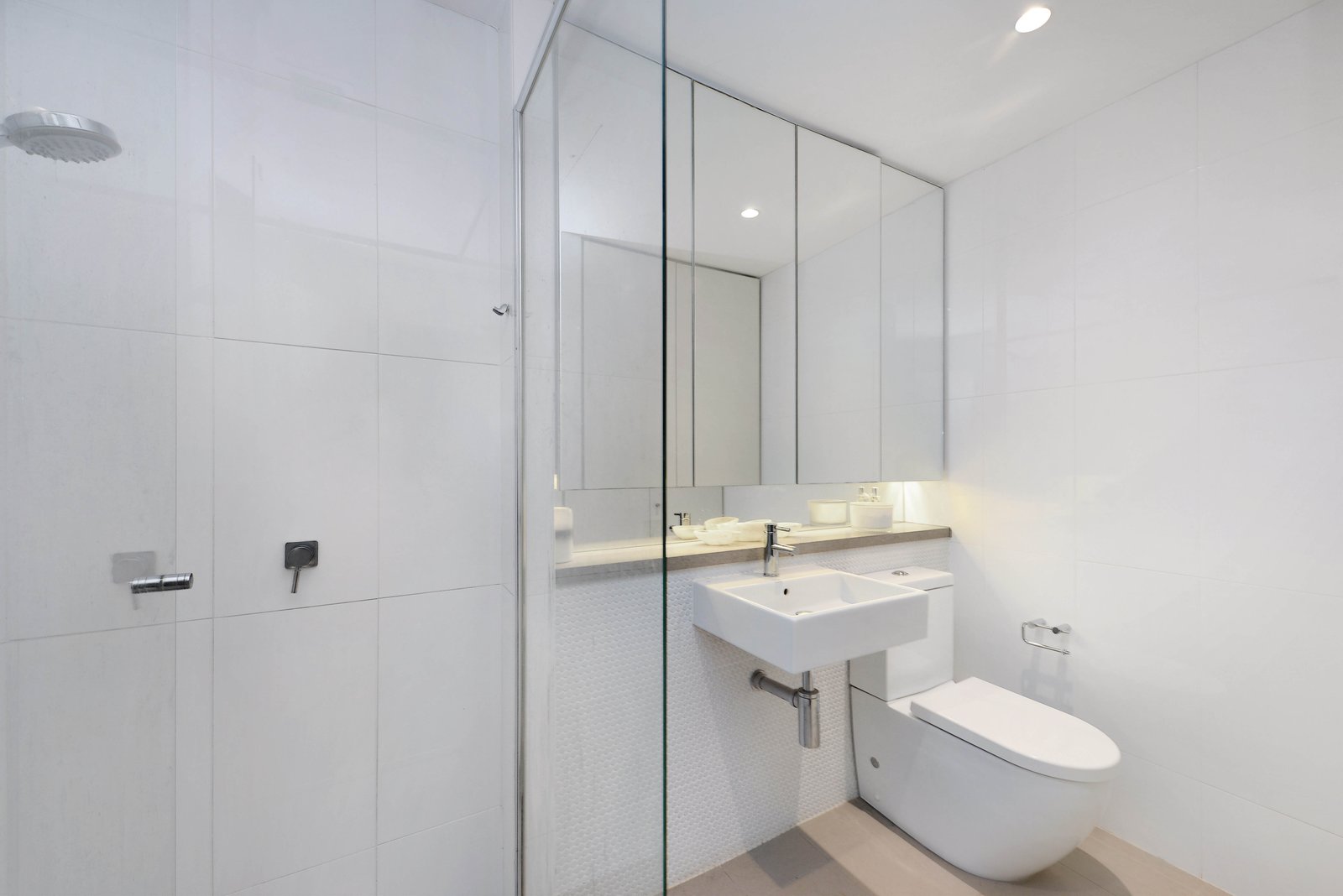 202/1-3 Jenner Street LITTLE BAY 5