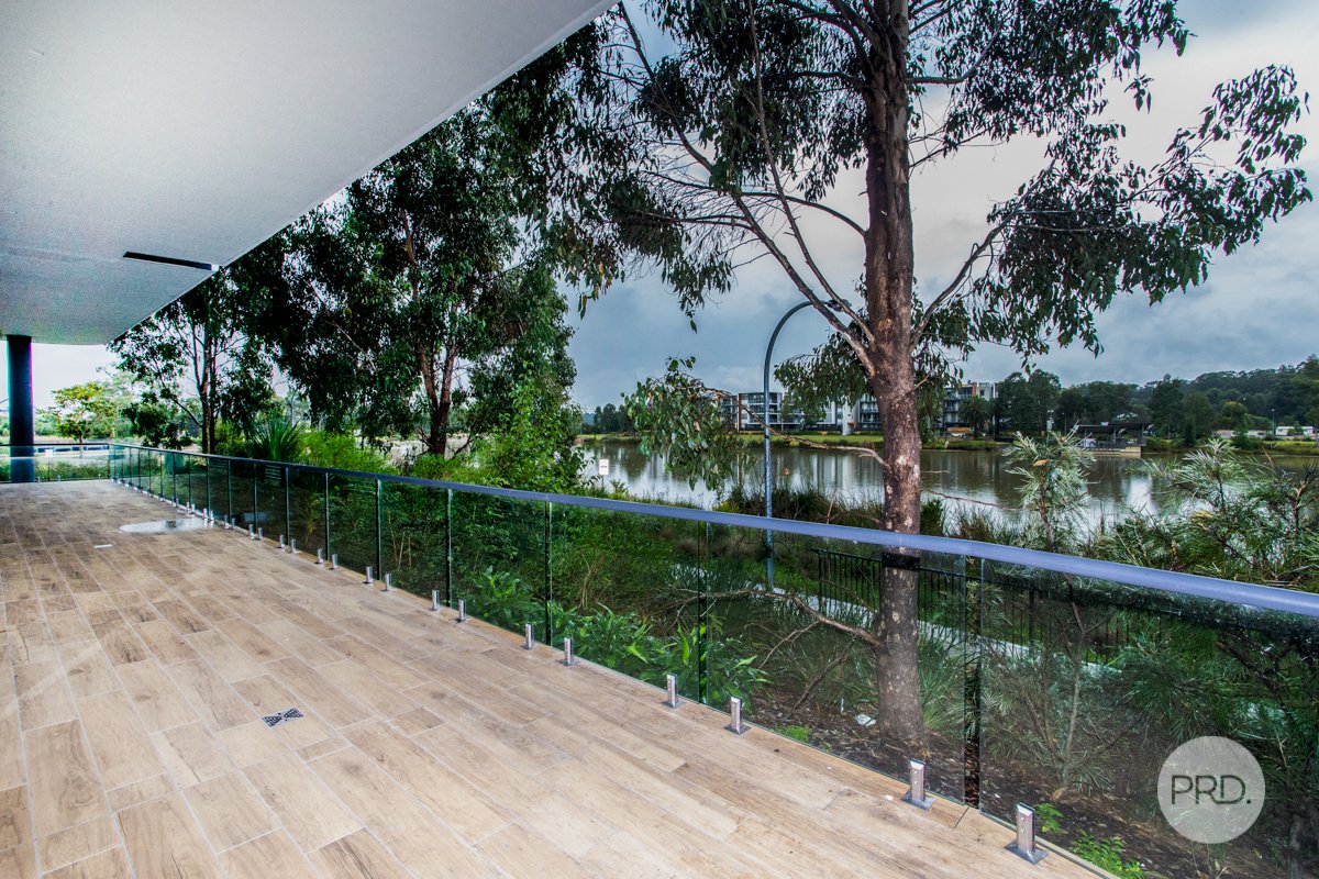 202/1 Caribbean Promenade JORDAN SPRINGS 13