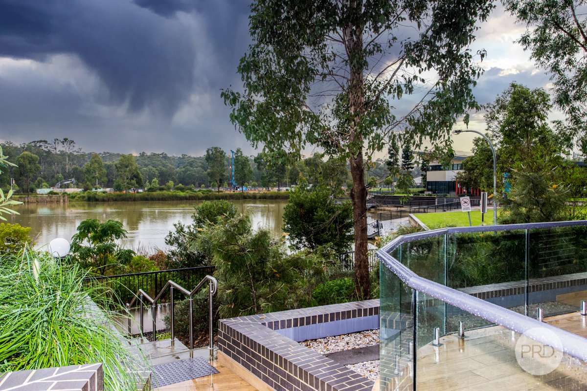 202/1 Caribbean Promenade JORDAN SPRINGS 14