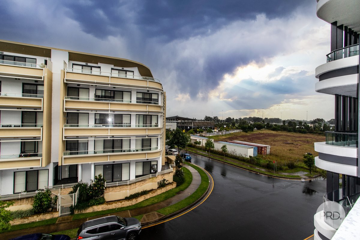 202/1 Caribbean Promenade JORDAN SPRINGS 19