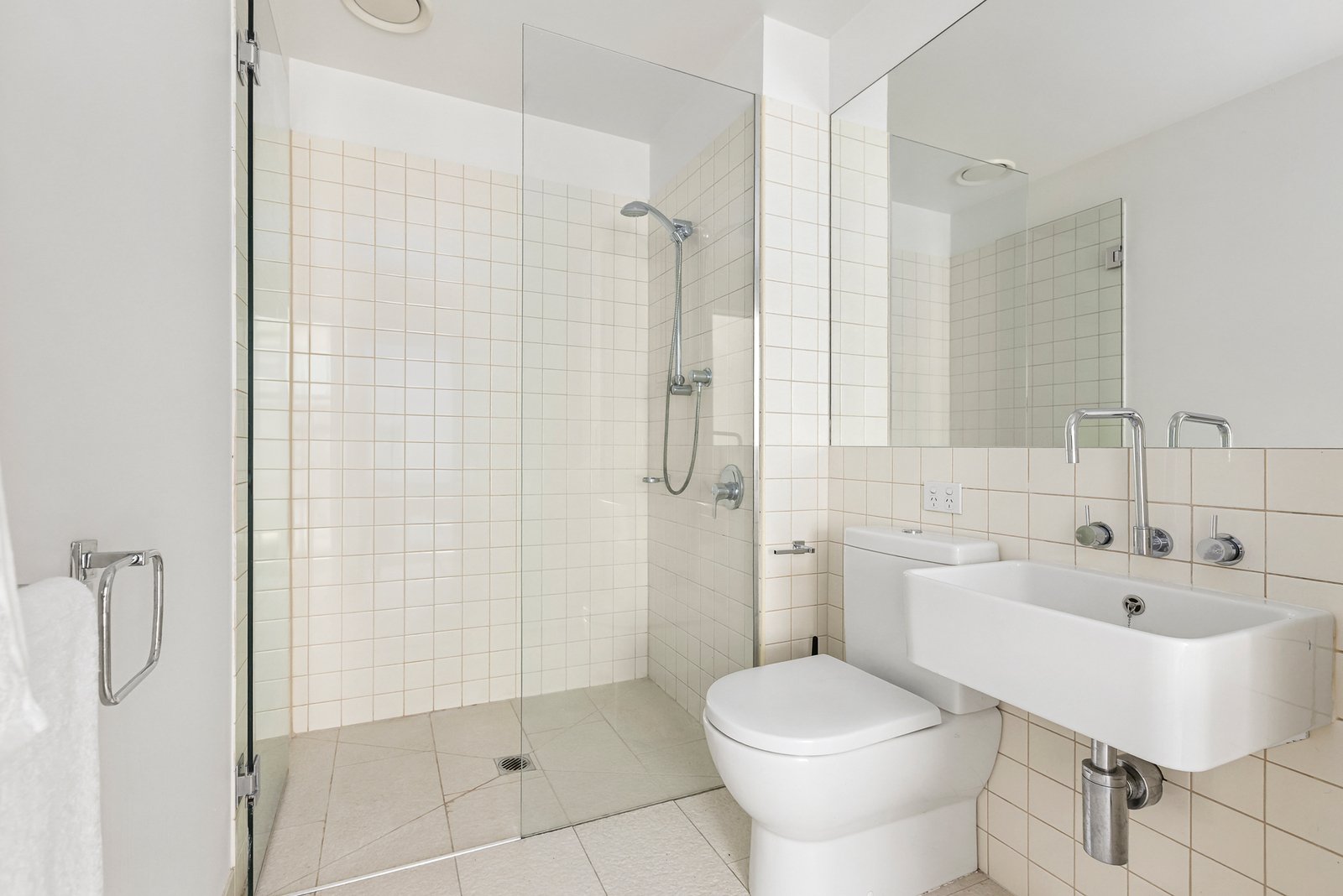 202/1 Derby Street, Kew, 3101