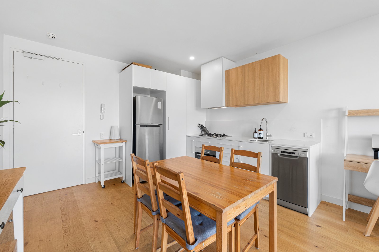 Gallery: 202/10 Major Street