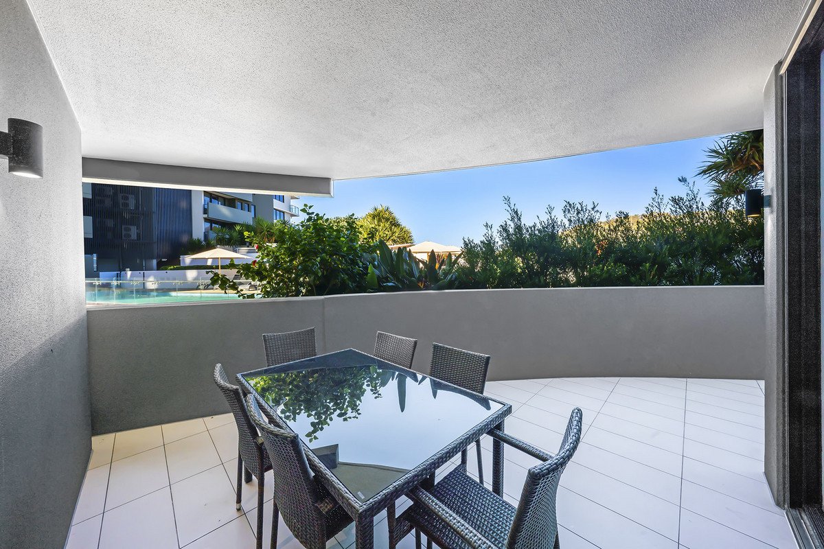 2021/2-14 The Esplanade Burleigh Heads 7