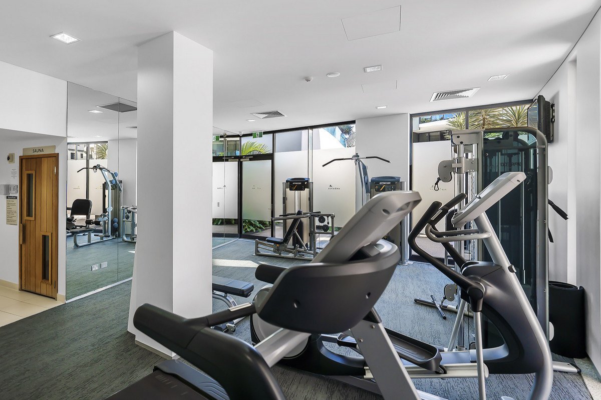 2021/2-14 The Esplanade Burleigh Heads 11