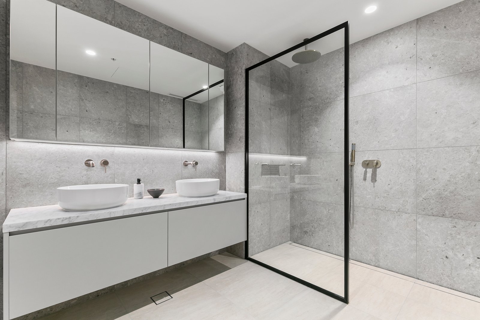 202/127 Cardigan Street, CARLTON, 3053