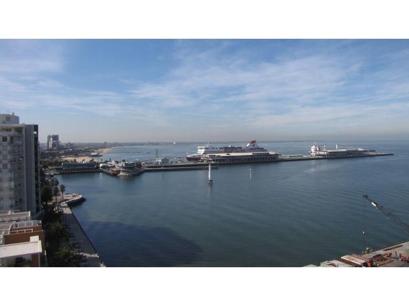Gallery: 202/147 Beach Street