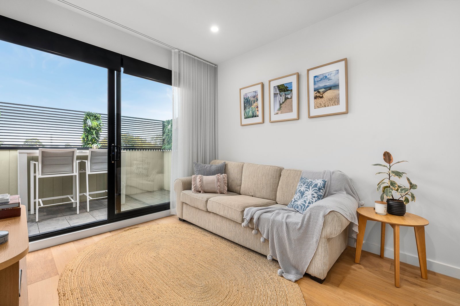 Gallery: 202/15 Major Street
