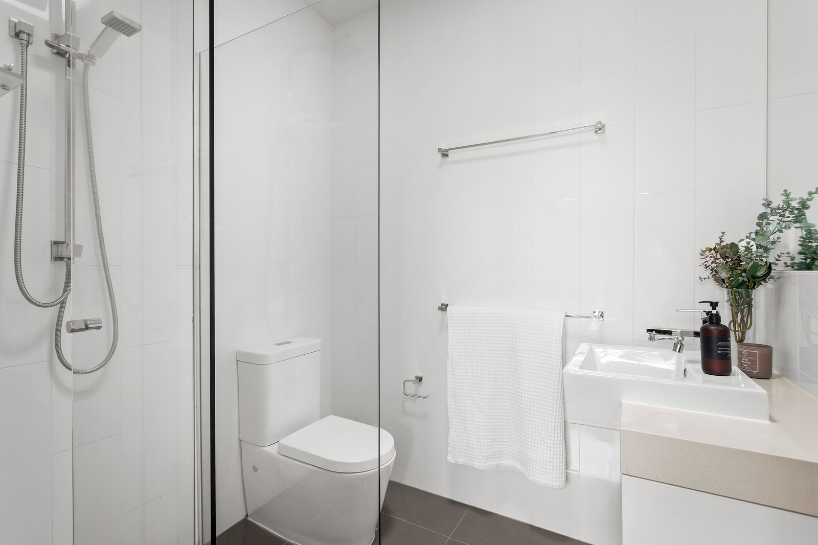 Real Estate and Property in 202/15 Manchester Grove, Glen Huntly, VIC