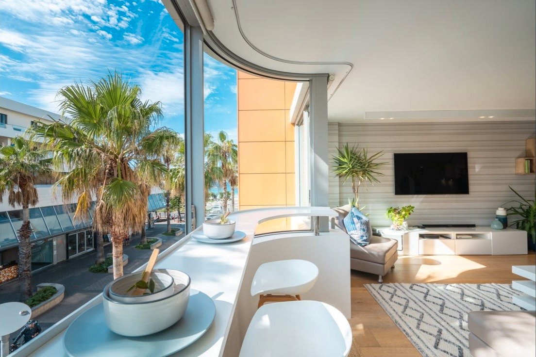 202/152 Campbell Parade BONDI BEACH 1