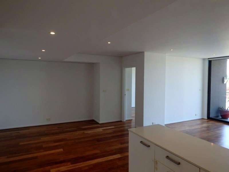 Gallery: 202/159 Beach Street