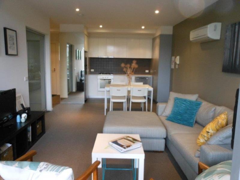Gallery: 202/163 Inkerman Street