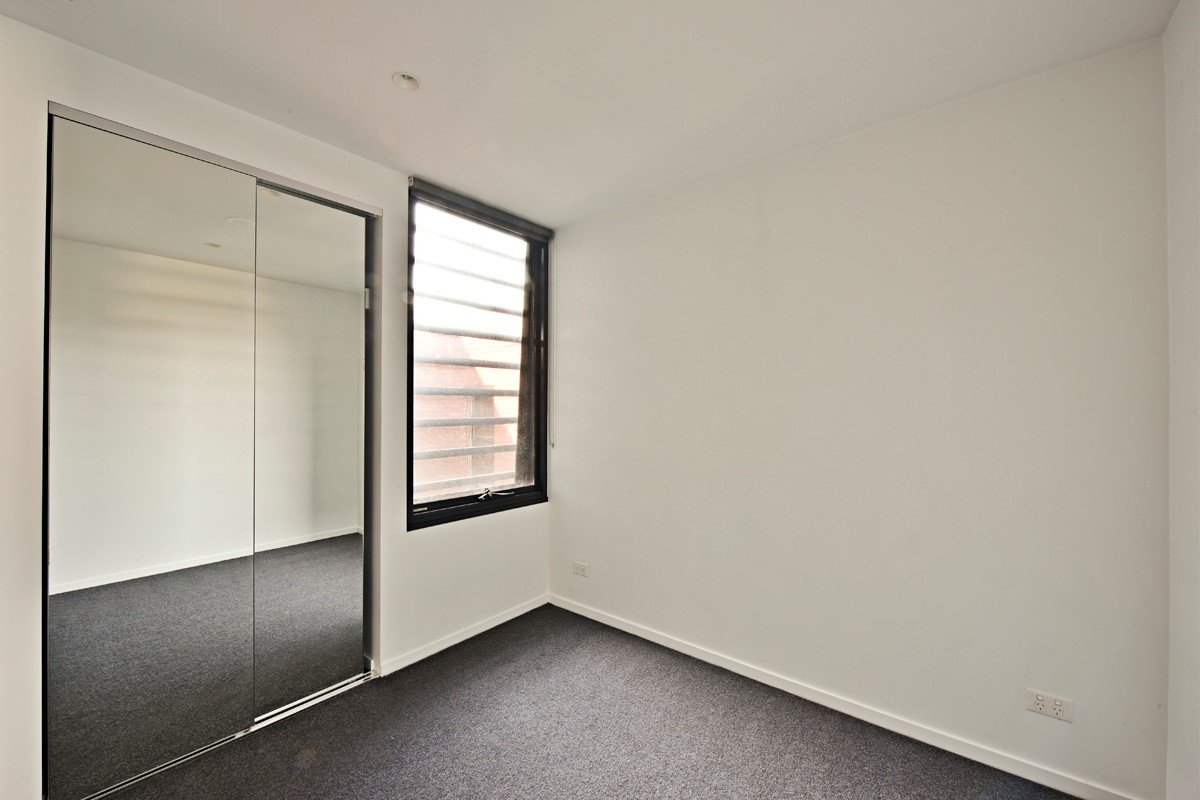 Gallery: 202/18-30 Chatham Street