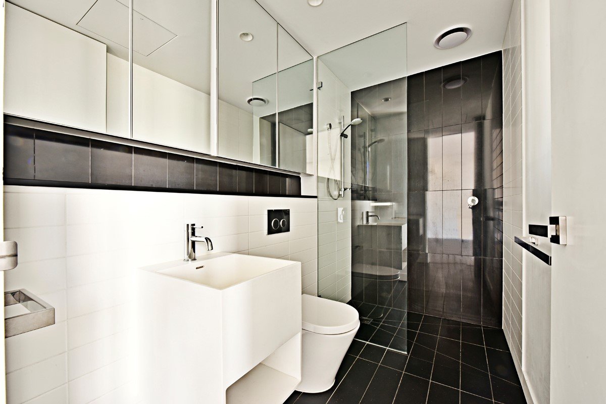Gallery: 202/18-30 Chatham Street