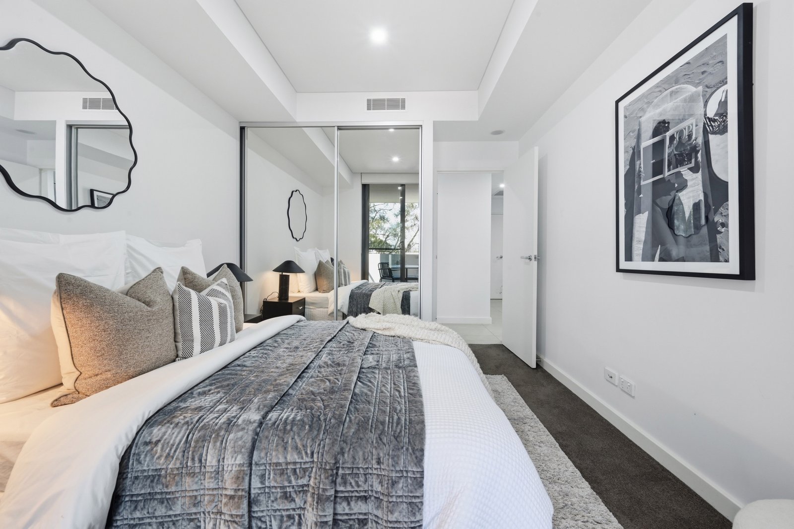 202/18 Pemberton Street BOTANY 8