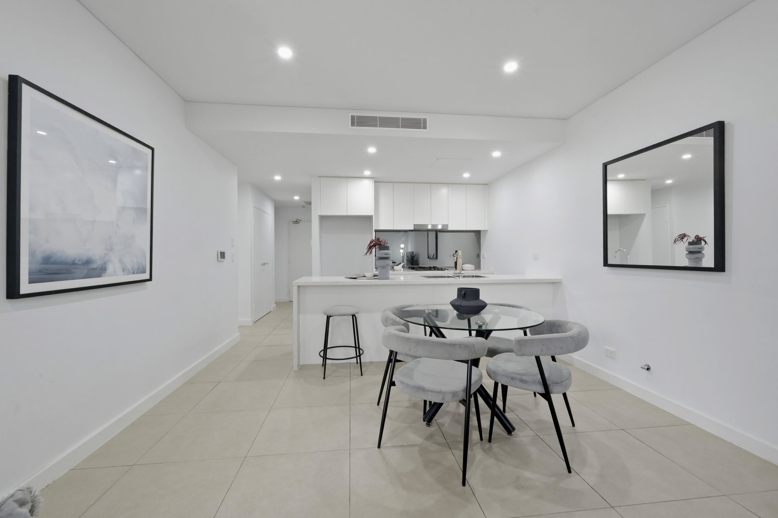 202/18 Pemberton Street BOTANY 5