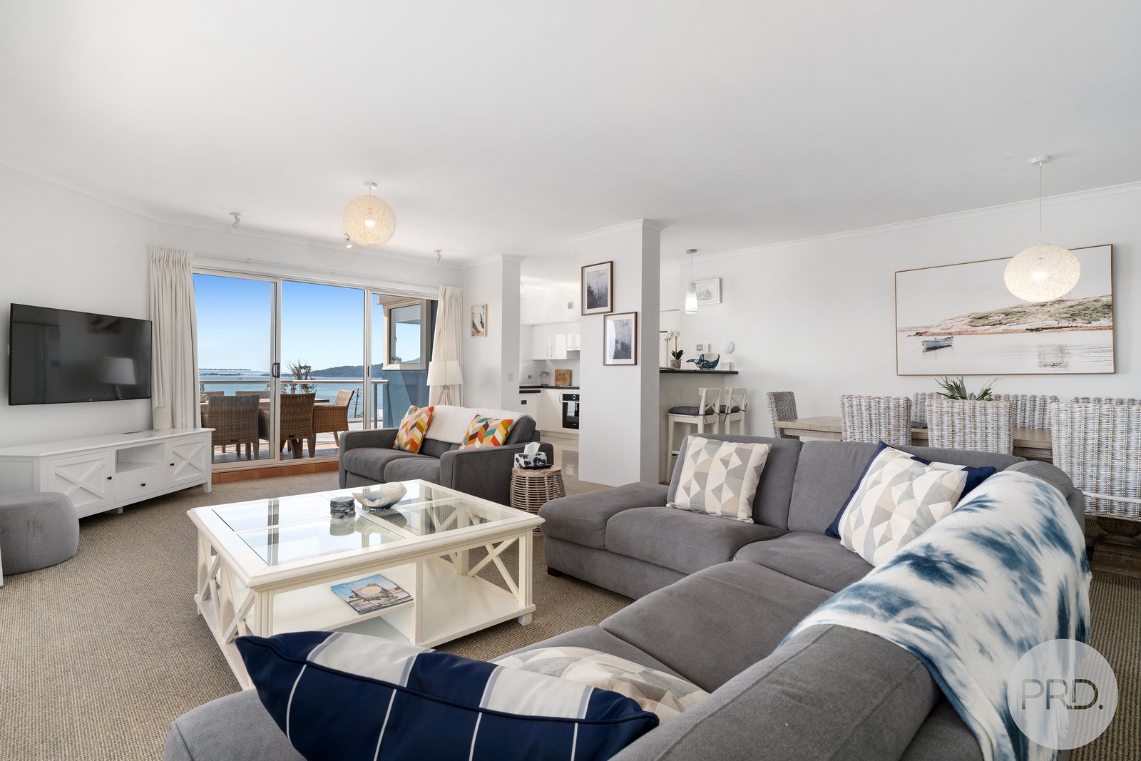 202/2 Messines Street SHOAL BAY 4