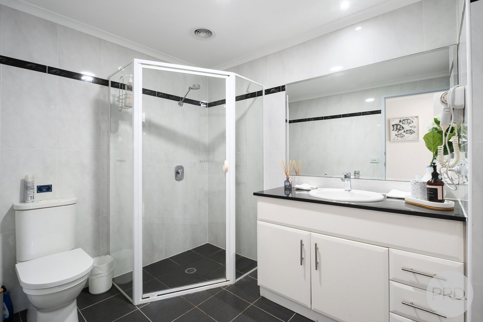 202/2 Messines Street SHOAL BAY 20