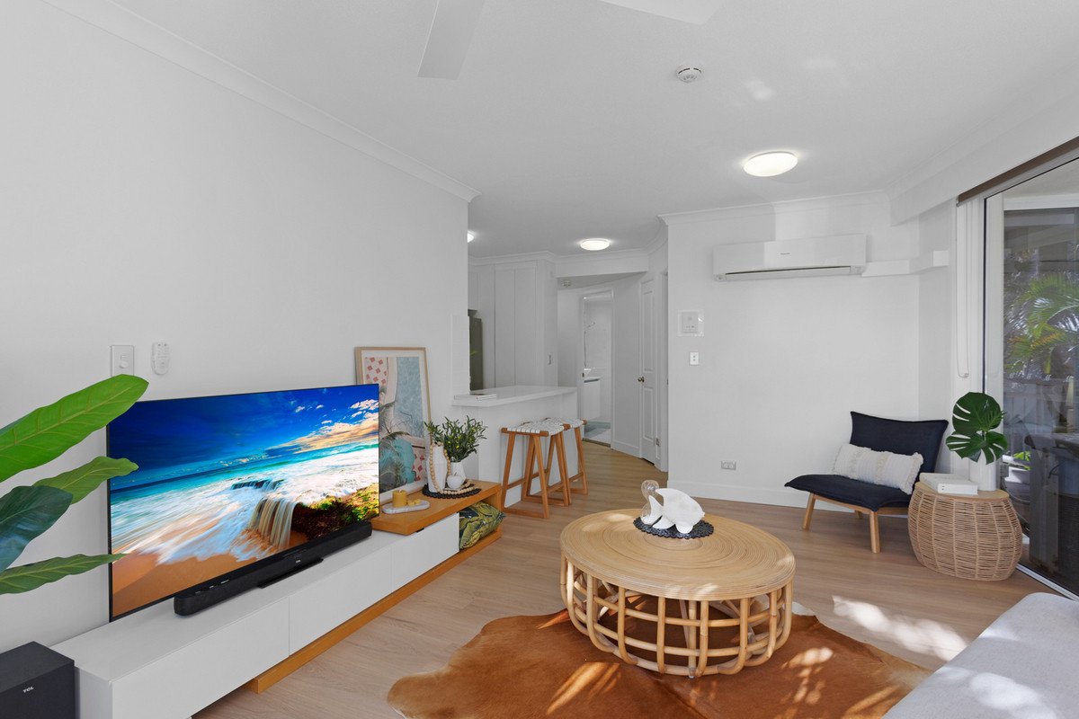 202/220 The Esplanade Burleigh Heads 5
