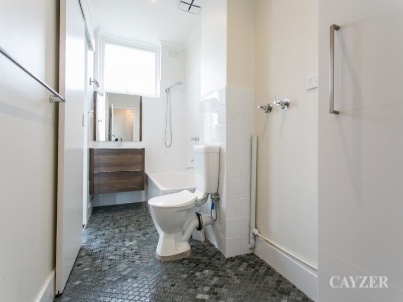 Gallery: 20/225 Canterbury Road