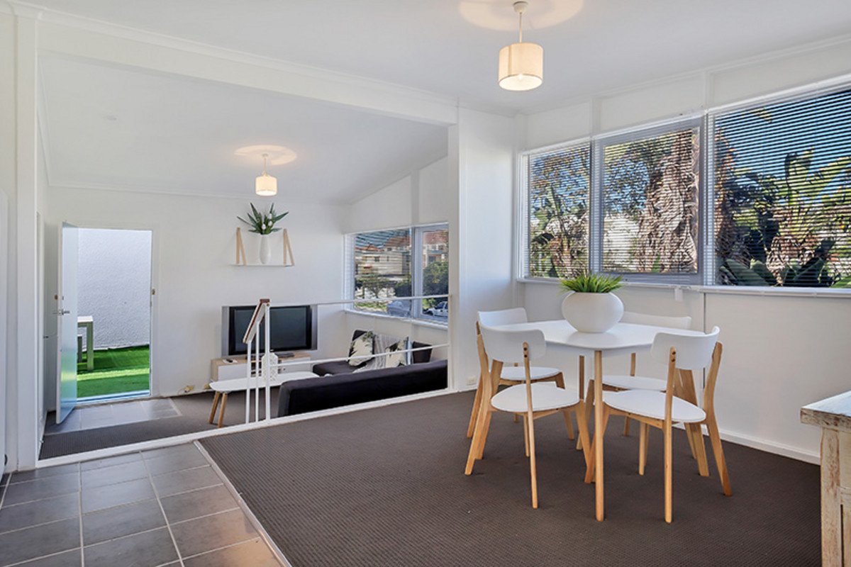 20/2309 Gold Coast Highway Mermaid Waters 3