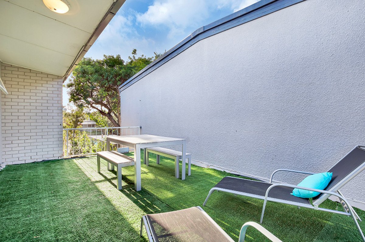 20/2309 Gold Coast Highway Mermaid Waters 6