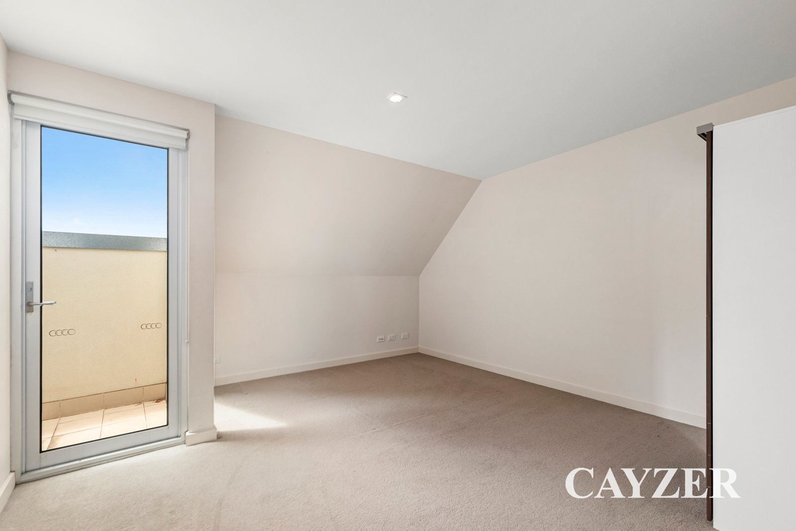 Gallery: 202/409 Bay Street