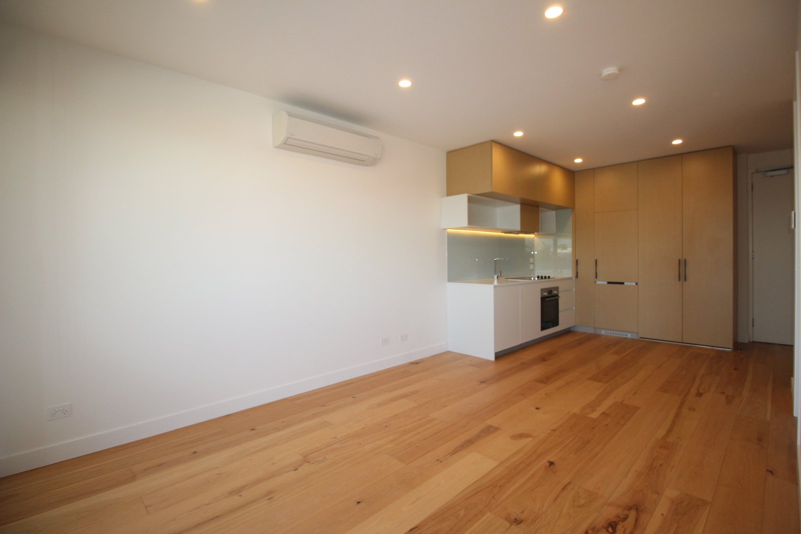 Gallery: 202/55 Barkly Street