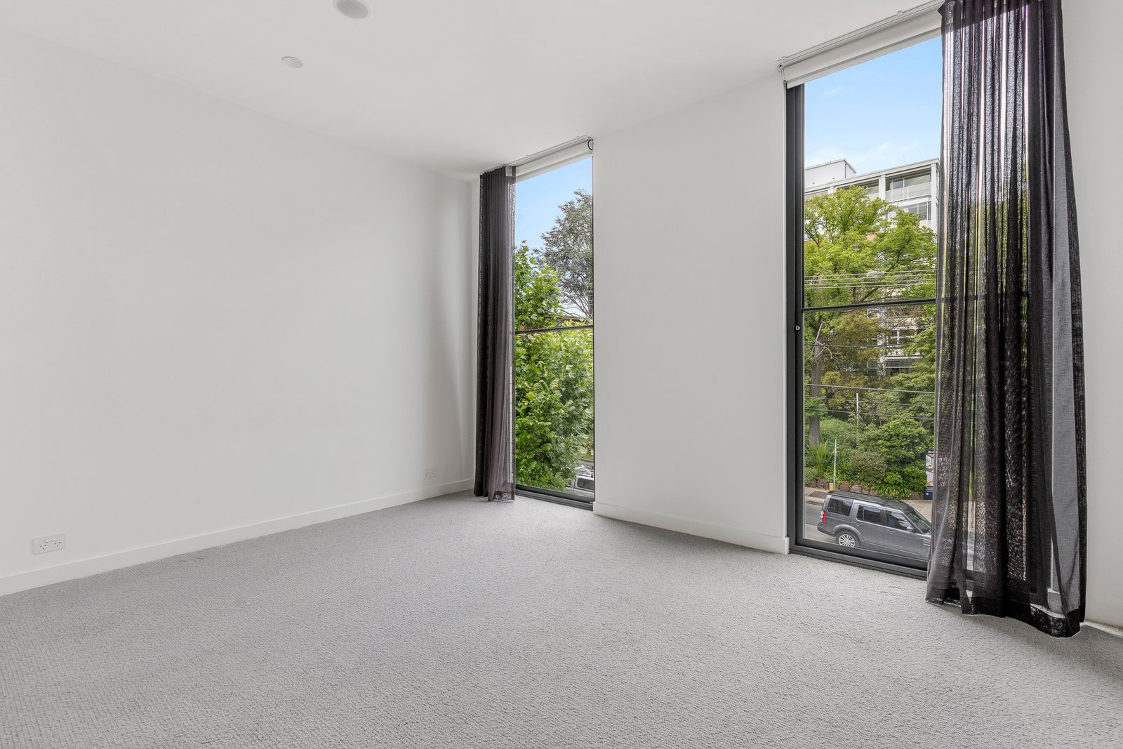 202/589 Toorak Road, Toorak, 3142