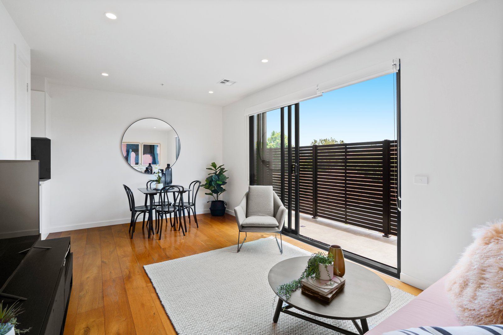 Gallery: 202/7-9 Cowra Street
