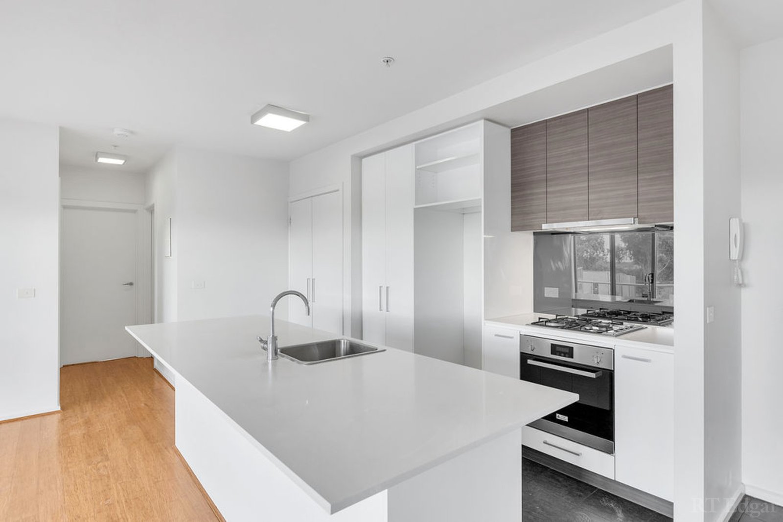 Real Estate and Property in 202/8 Yarra Bing Crescent, Burwood, VIC