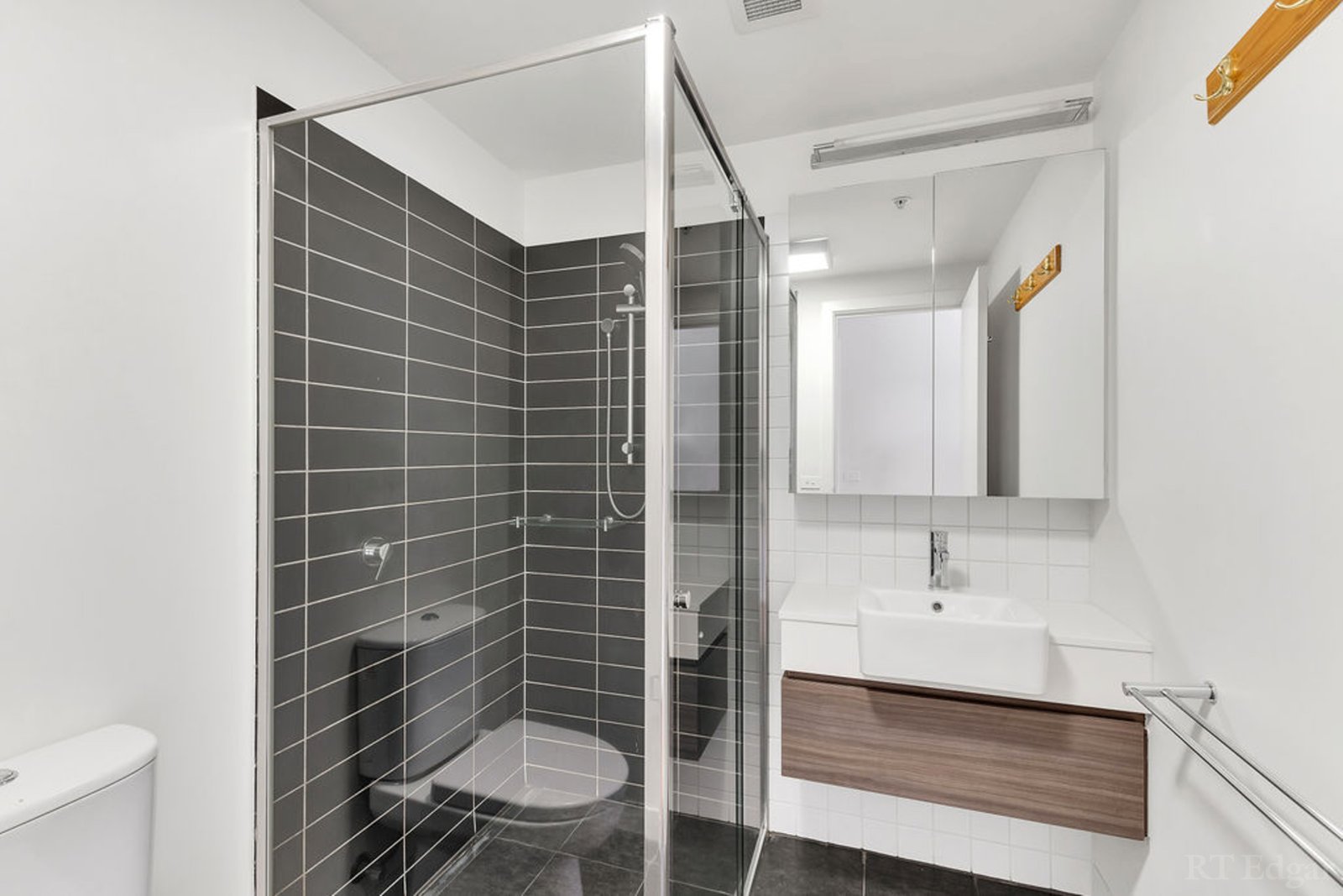 Real Estate and Property in 202/8 Yarra Bing Crescent, Burwood, VIC