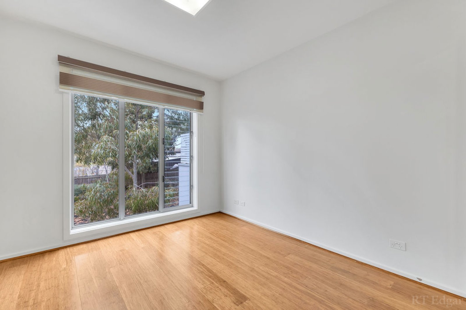 Real Estate and Property in 202/8 Yarra Bing Crescent, Burwood, VIC