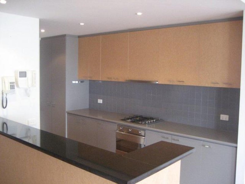 Gallery: 202/88 Beach Street