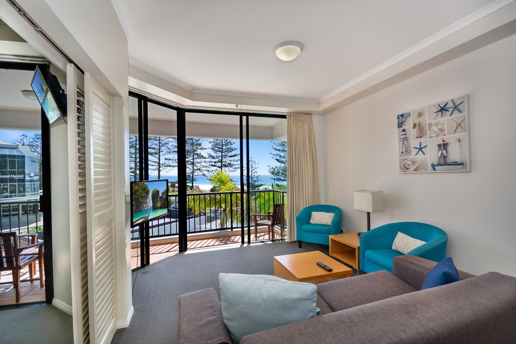 202/88 Marine Parade COOLANGATTA 2