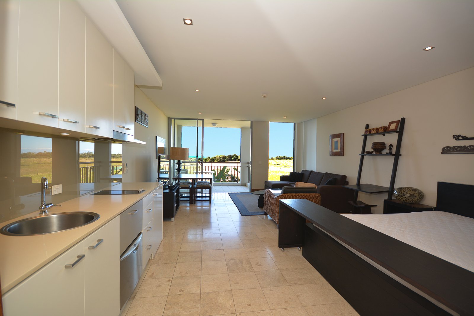 202/9 Dianella Drive CASUARINA 1