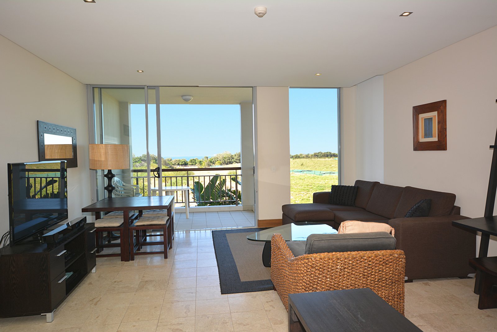 202/9 Dianella Drive CASUARINA 2