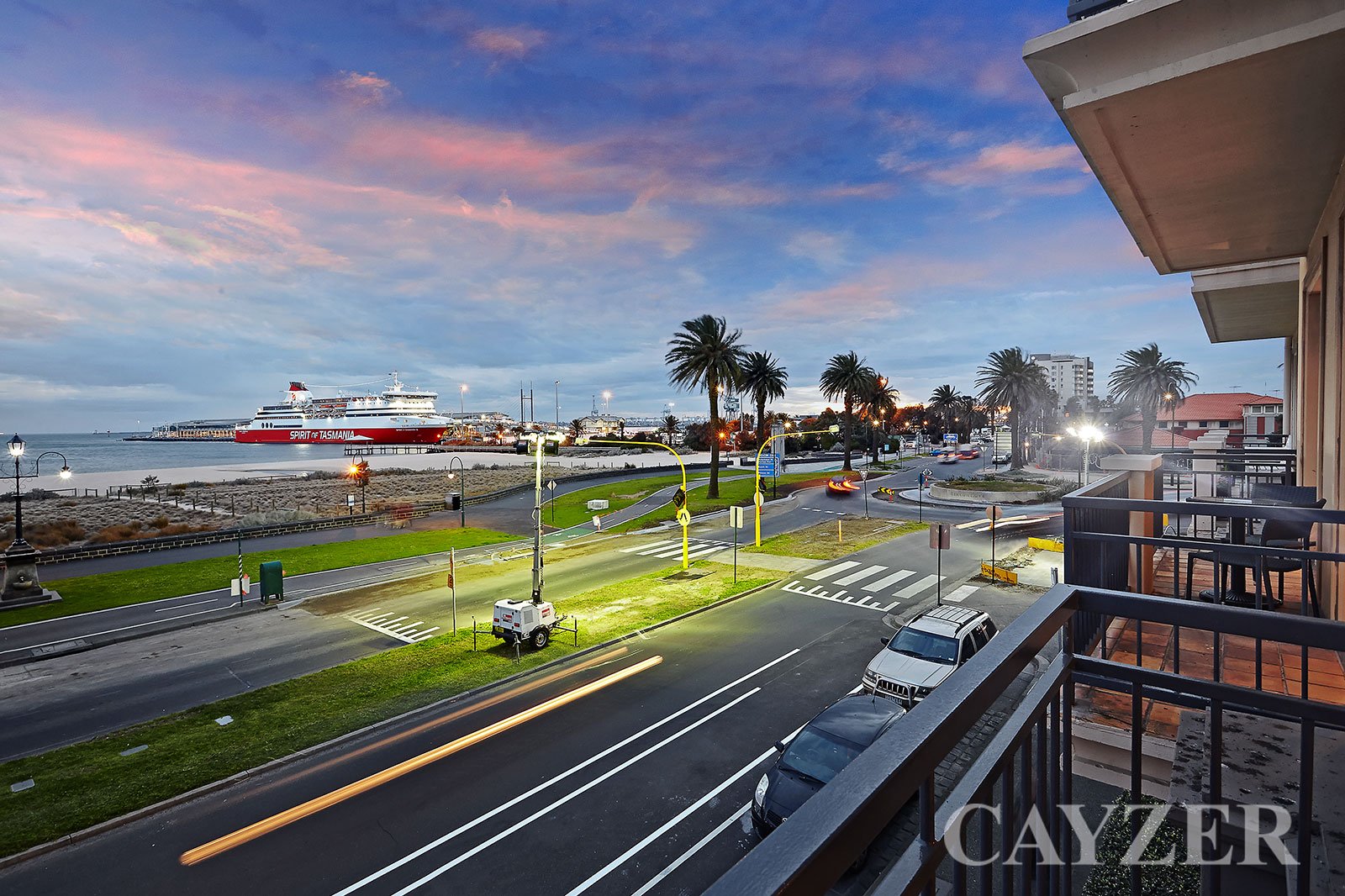 Gallery: 202/90 Beach Street