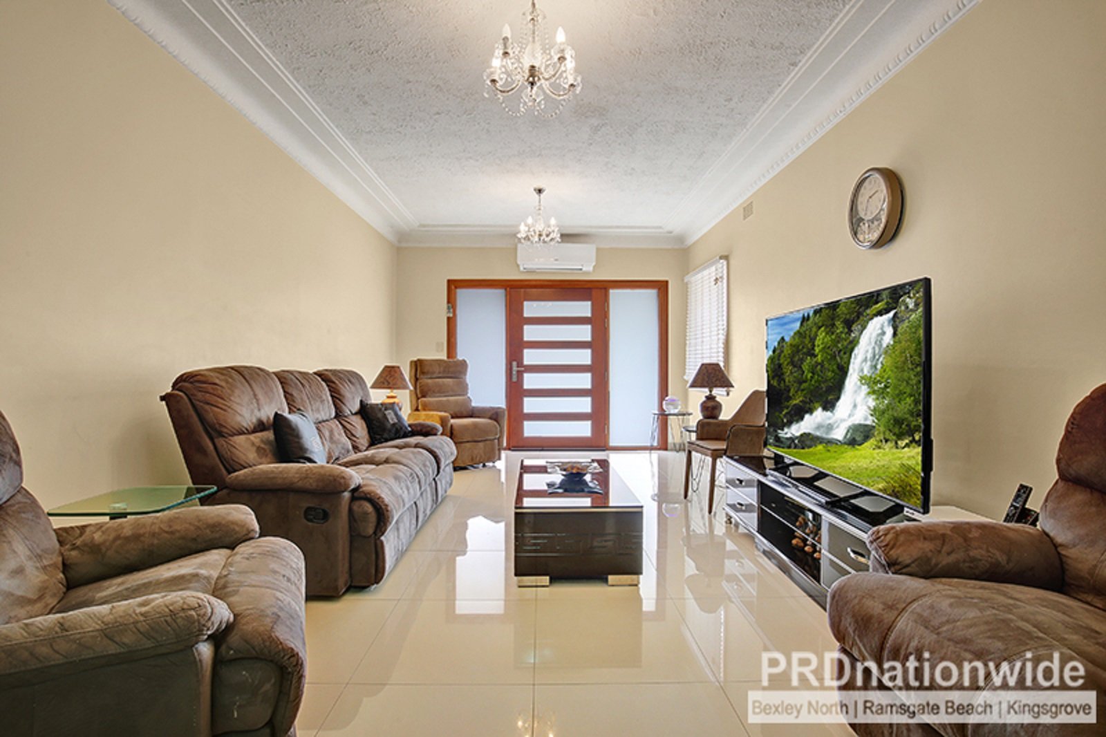 202A MOOREFIELDS Road BEVERLY HILLS 2