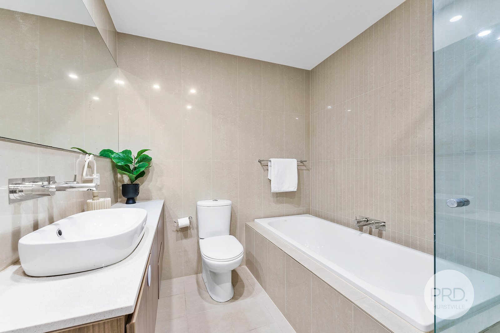 202B/1 Jack Brabham Drive HURSTVILLE 7