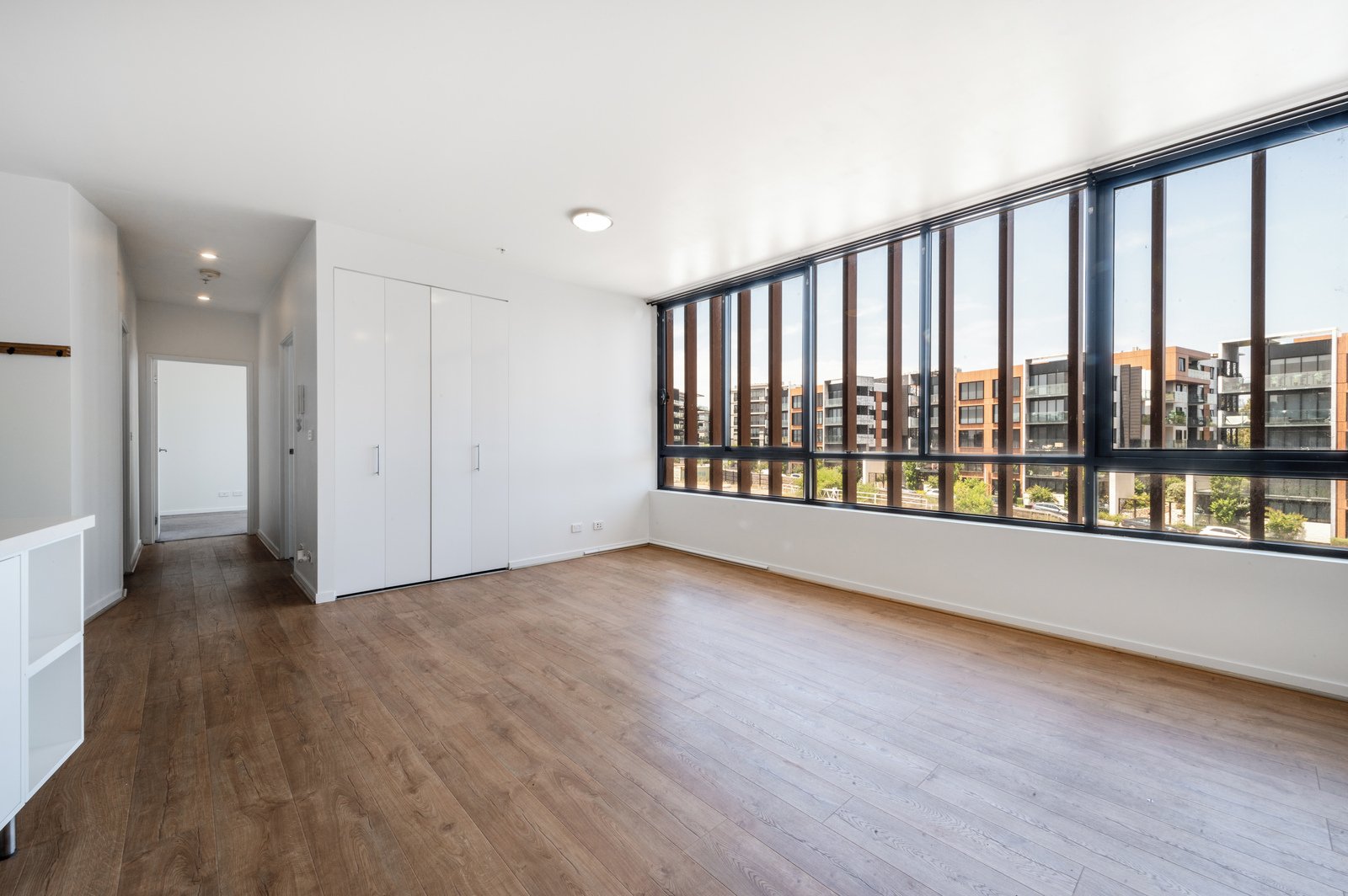 Gallery: 202B/1142 Nepean Highway